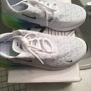 MENS NIKE AIR MAX 270 LTD EDITION SIZE 11 IN BOX